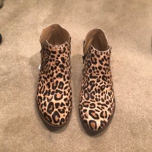 New Leopard Booties